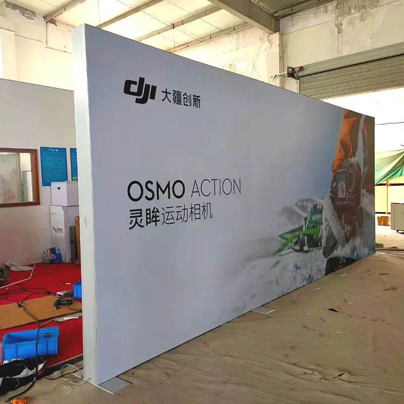 Light box booths have many unique features in exhibition fair